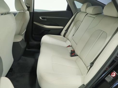 Used 2023 Hyundai Sonata SEL FWD image 30