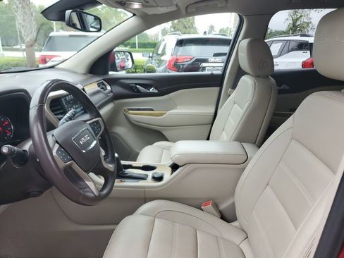 Used 2019 GMC Acadia Denali w/ Technology Package FWD image 22