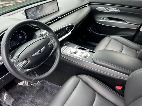 Used 2023 Genesis GV70 2.5T w/ Select Package AWD/4WD image 13