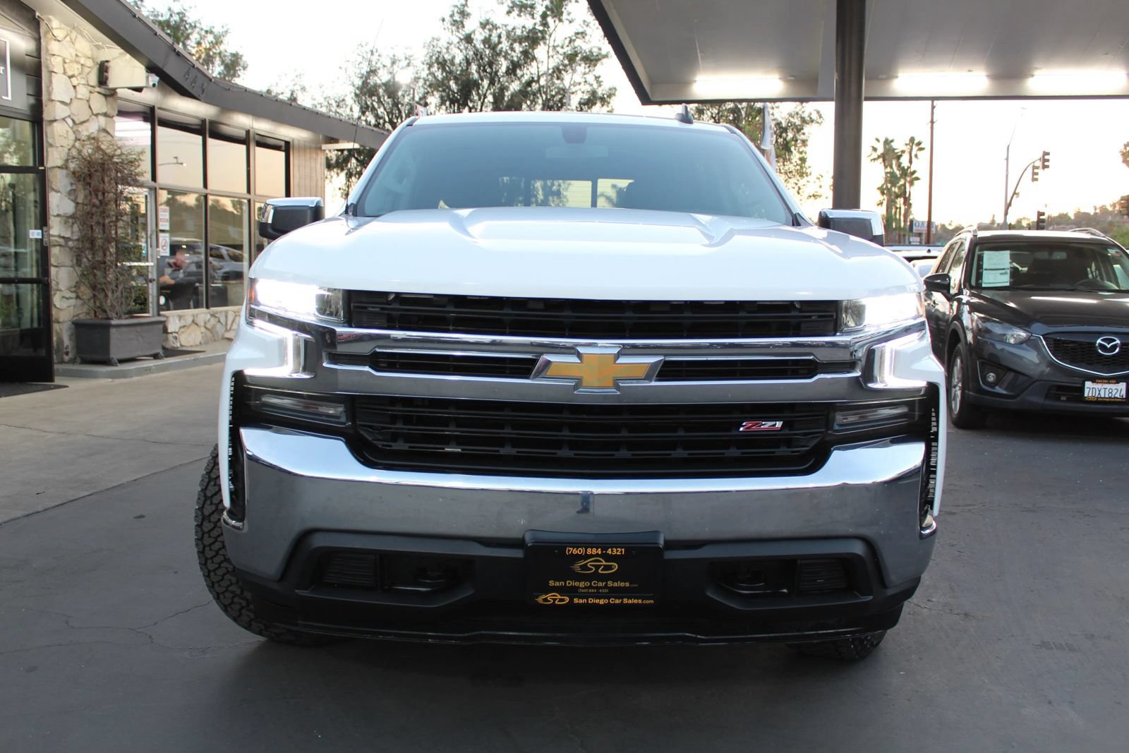 Used 2020 Chevrolet Silverado 1500 LT w/ All-Star Edition AWD/4WD image 8