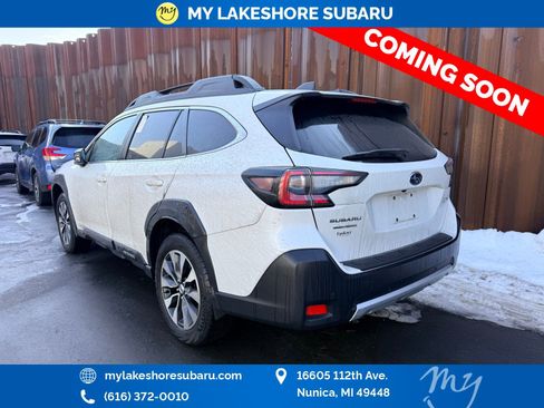 Used 2025 Subaru Outback Limited image 6