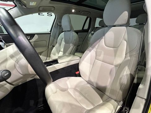 Used 2020 Volvo V60 T5 Cross Country w/ Protection Package Premier AWD/4WD image 30
