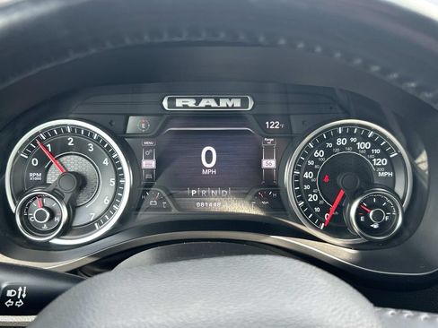 Used 2023 RAM 1500 Laramie AWD/4WD image 46