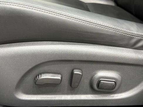Used 2023 Nissan Murano SV AWD/4WD image 19