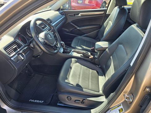 Used 2016 Volkswagen Passat 1.8T SE image 21