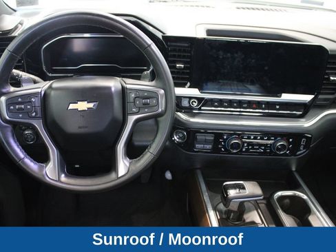 Used 2024 Chevrolet Silverado 1500 High Country w/ High Country Premium Package AWD/4WD image 7