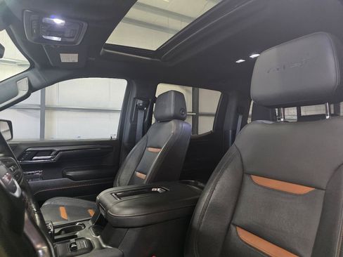 Used 2022 GMC Sierra 1500 AT4 w/ AT4 Premium Package AWD/4WD image 14