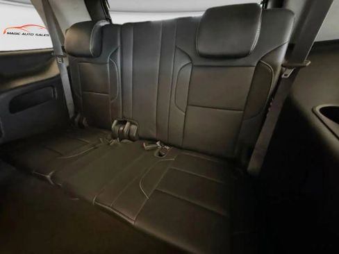 Used 2016 Chevrolet Tahoe LTZ AWD/4WD image 12