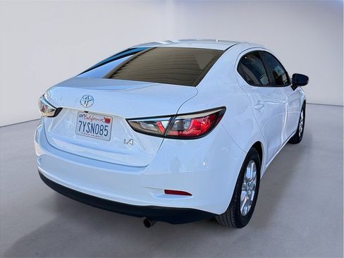 Used 2017 Toyota Yaris iA FWD image 6