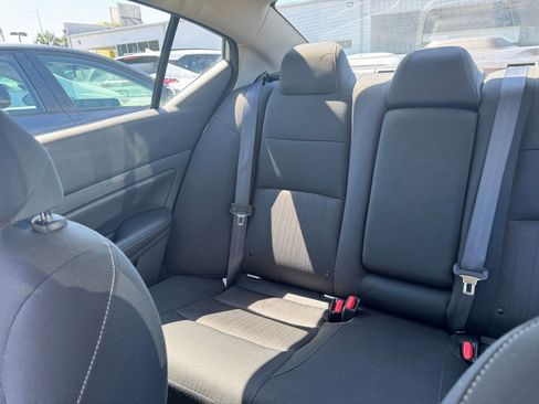 Used 2025 Nissan Altima 2.5 SV image 39