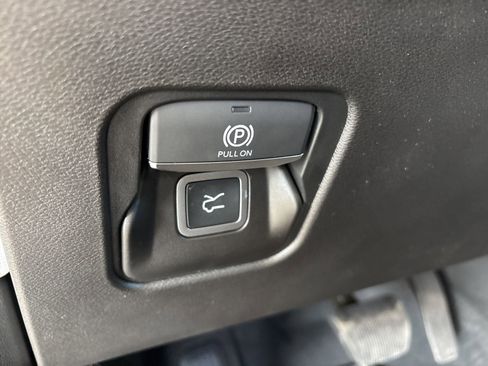 New 2026 Jeep Cherokee Laredo image 14