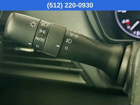 Used 2025 Subaru Outback Premium image 13