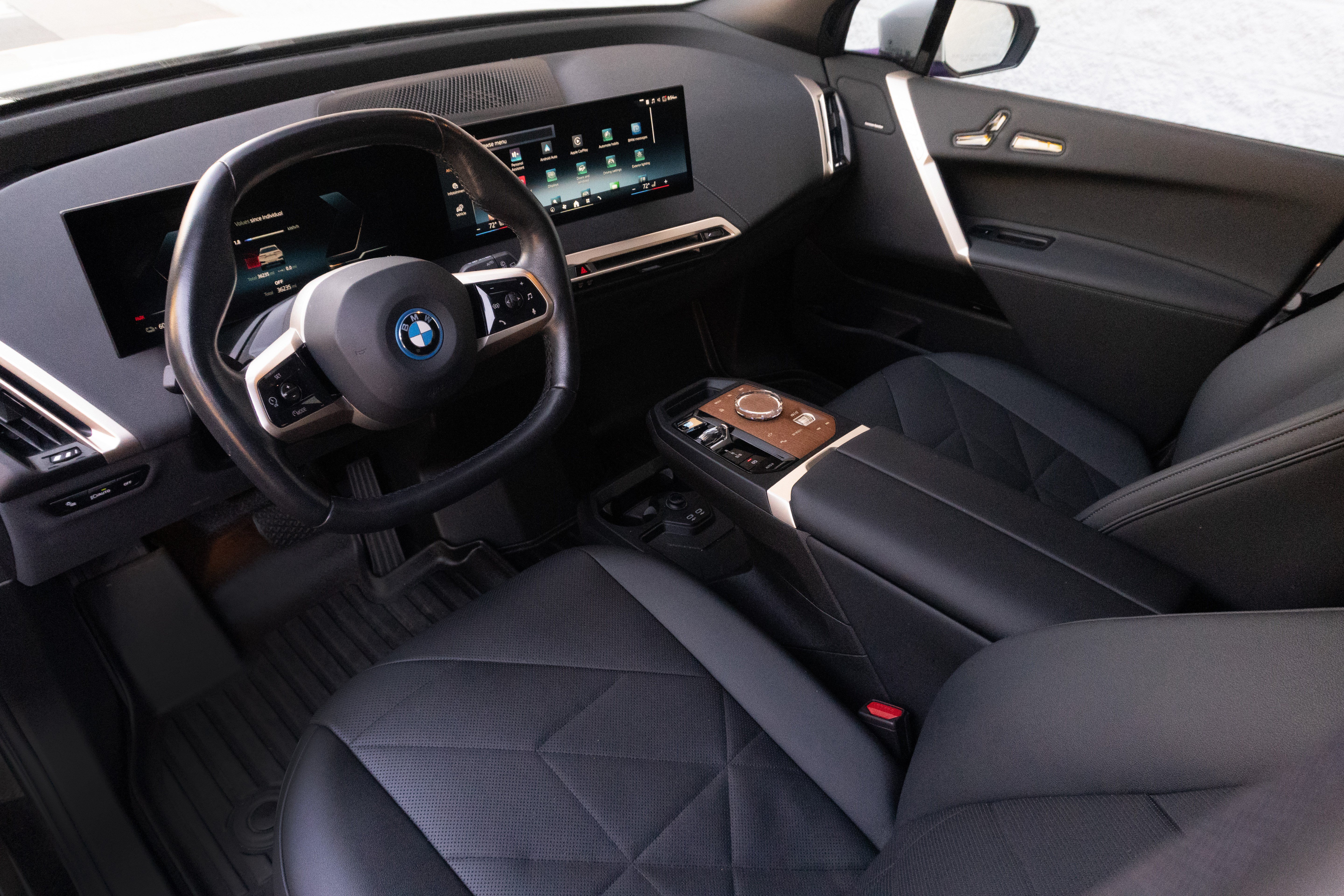 Certified 2024 BMW iX xDrive50 w/ Premium Package AWD/4WD image 10