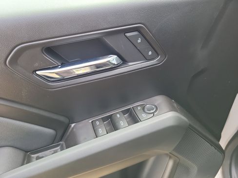 New 2026 GMC Canyon Elevation w/ Convenience Package image 15