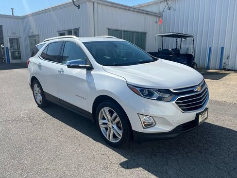 Used 2020 Chevrolet Equinox Premier AWD/4WD image 2