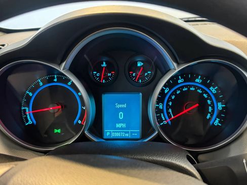 Used 2012 Chevrolet Cruze LS w/ Connectivity Package FWD image 11