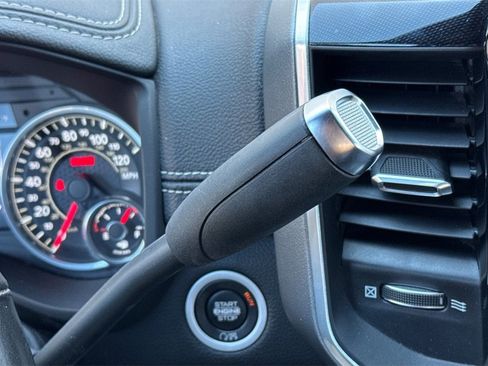 Used 2020 RAM 3500 Laramie w/ Night Edition image 21