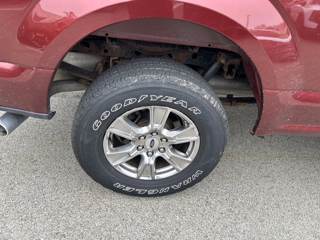 Used 2016 Ford F150 XLT w/ Equipment Group 302A Luxury AWD/4WD image 10