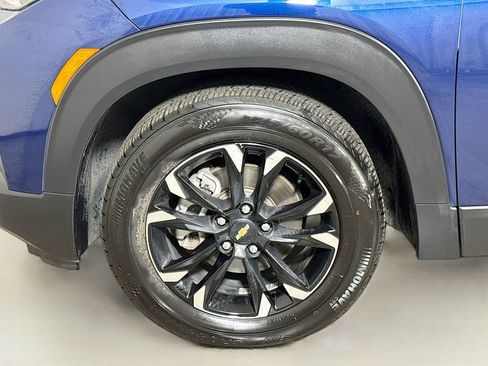 Certified 2023 Chevrolet TrailBlazer LT w/ Convenience Package FWD image 28