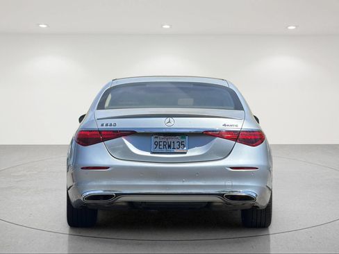 Used 2022 Mercedes-Benz S 580 4MATIC Sedan image 4