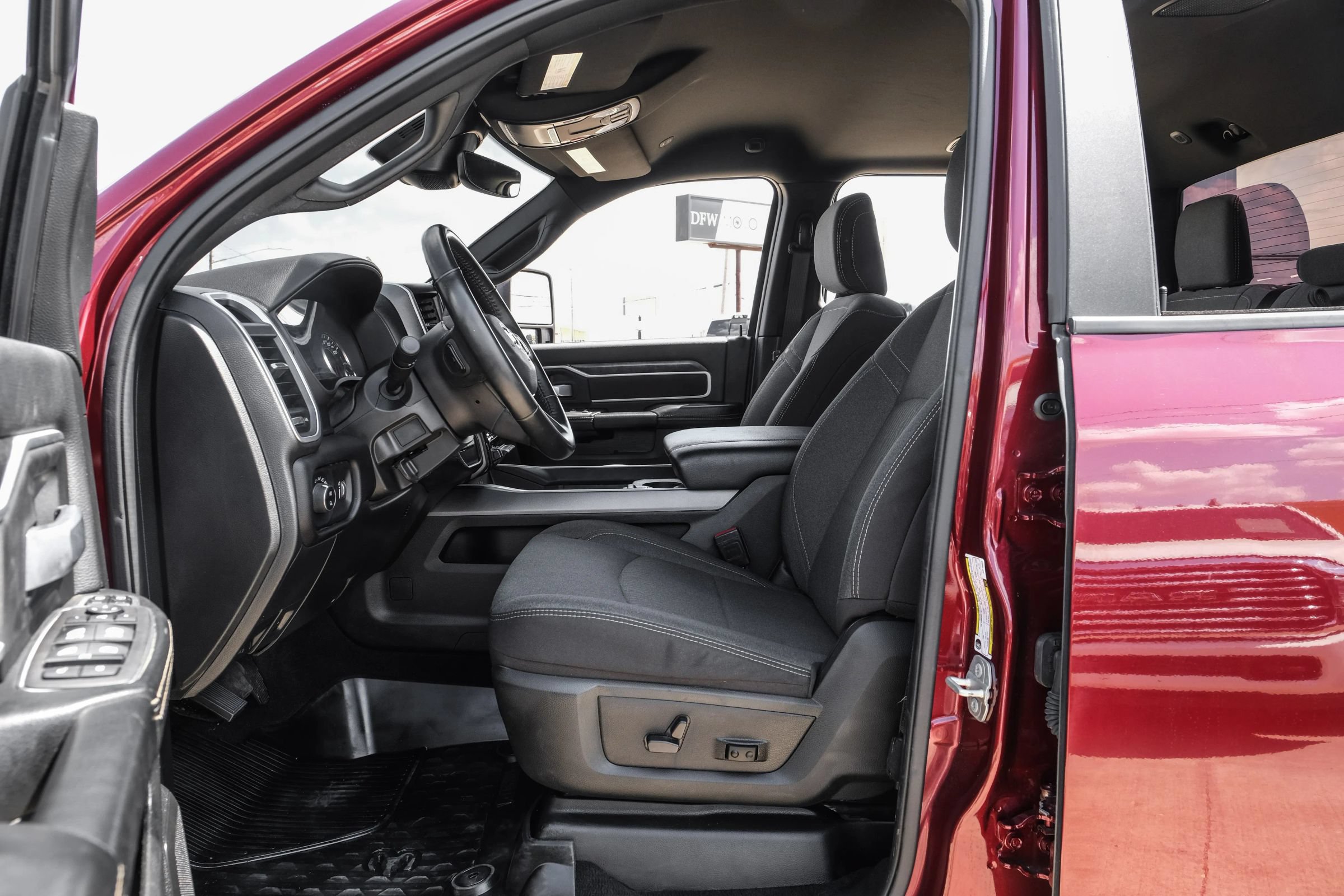 Used 2024 RAM 2500 Big Horn w/ Safety Group AWD/4WD image 14