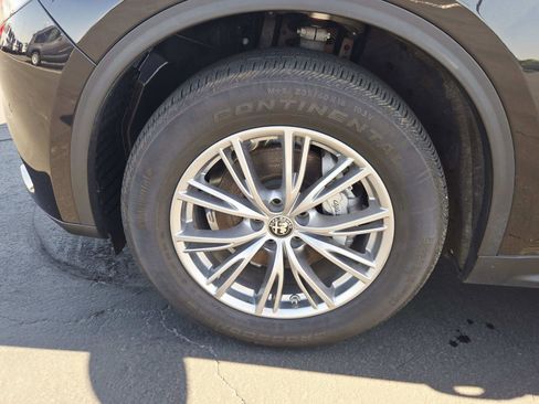 Used 2024 Alfa Romeo Stelvio Sprint image 18