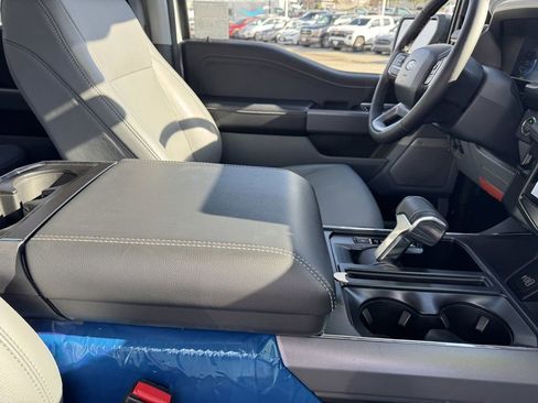 Used 2025 Ford F150 Lightning Flash AWD/4WD image 6