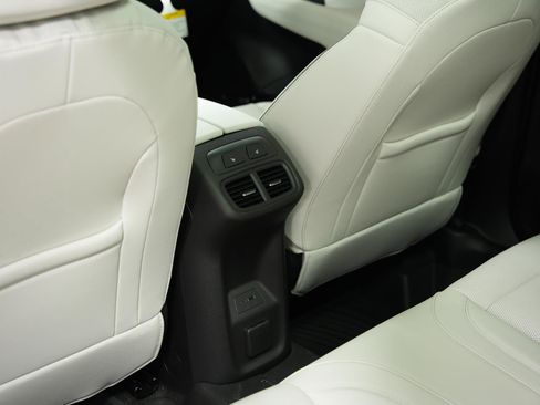 New 2026 Buick Envision Avenir AWD/4WD image 24
