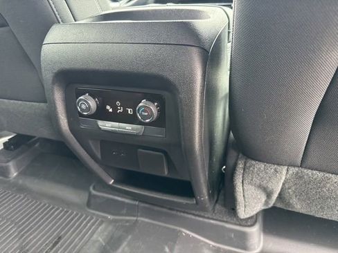 Used 2026 Chevrolet Traverse LT w/ Midnight/Sport Edition FWD image 20