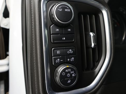 Used 2022 Chevrolet Silverado 2500 LT w/ Z71 Sport Edition image 41