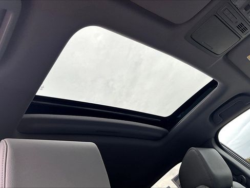 Used 2019 Honda CR-V EX-L image 17