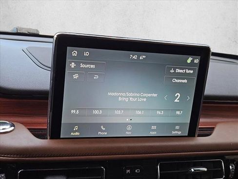 Used 2023 Lincoln Aviator Reserve w/ Elements Package Plus RWD image 8