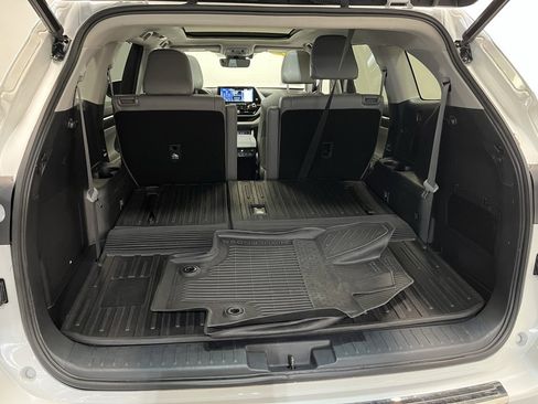 Used 2022 Toyota Highlander Platinum image 20