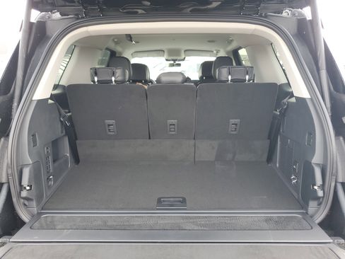 New 2026 Lincoln Navigator Premiere image 30