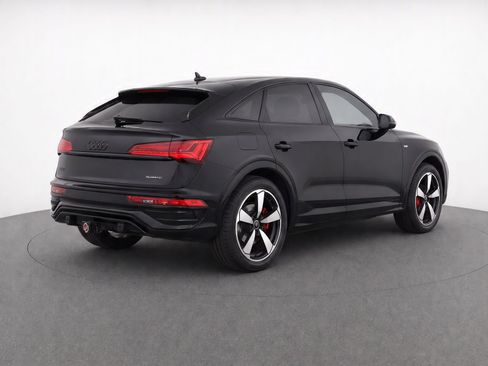 Used 2024 Audi Q5 2.0T Premium Plus w/ Premium Plus Package AWD/4WD image 3