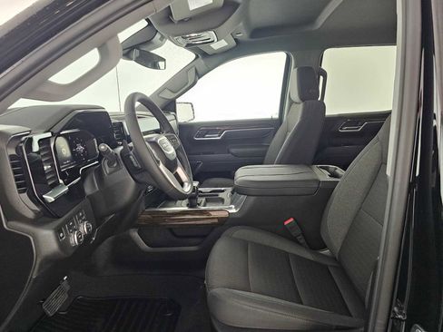 New 2026 GMC Sierra 1500 Elevation image 23