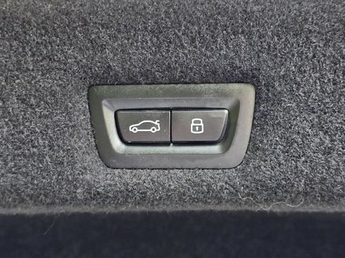 Used 2023 BMW 760i xDrive w/ Parking Assistance Package AWD/4WD image 78