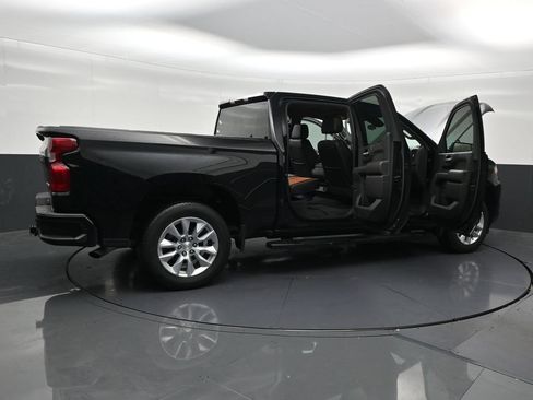 Used 2023 Chevrolet Silverado 1500 Custom RWD image 31