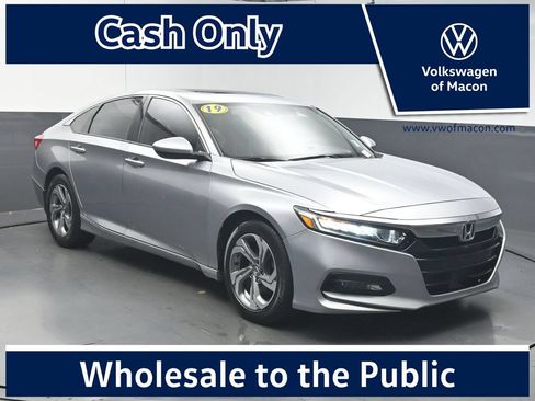 Used 2019 Honda Accord EX image 1