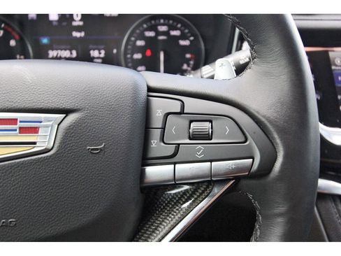 Certified 2023 Cadillac XT6 Sport w/ Technology Package image 17