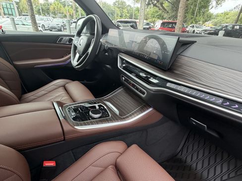 Used 2024 BMW X5 xDrive40i w/ Premium Package AWD/4WD image 48