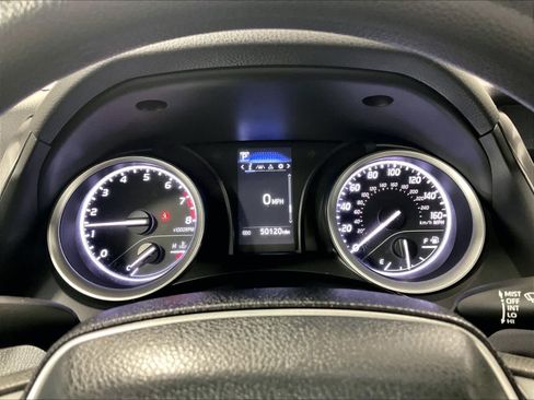 Used 2023 Toyota Camry LE image 24