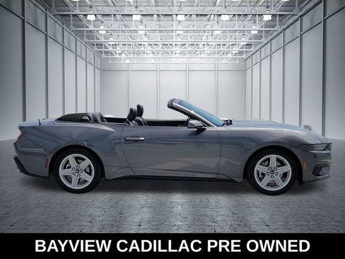 Used 2026 Ford Mustang Premium RWD image 8