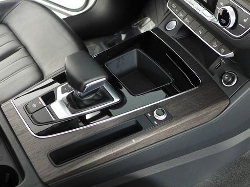 Used 2023 Audi Q5 2.0T Premium w/ Convenience Package AWD/4WD image 15