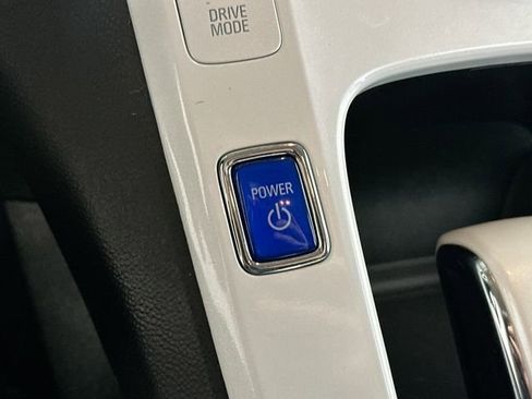 Used 2013 Chevrolet Volt w/ Enhanced Safety Package 2 FWD image 10