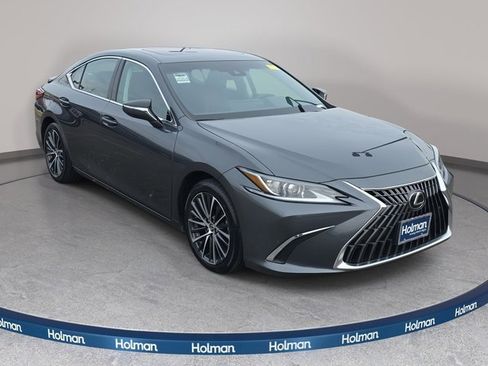 Used 2023 Lexus ES 350 w/ Premium Package image 3