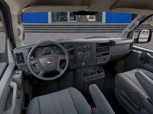 New 2026 Chevrolet Express 3500 RWD image 39