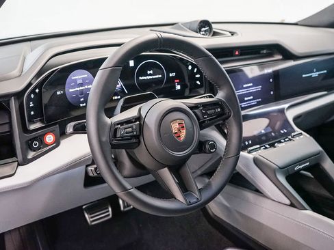 New 2026 Porsche Cayenne Electric Coupe AWD/4WD image 4