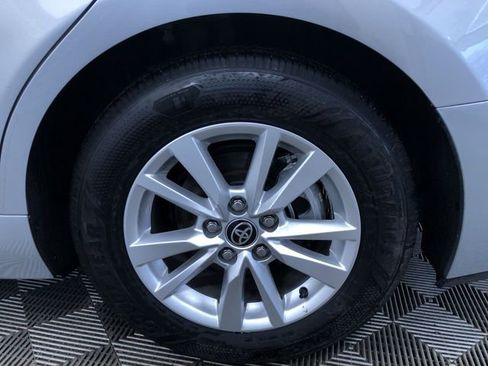 Used 2025 Toyota Camry LE image 17