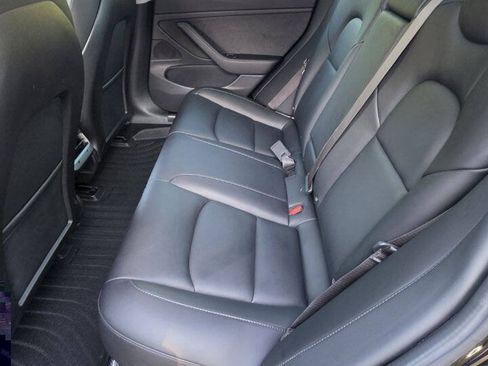 Used 2018 Tesla Model 3 Long Range AWD/4WD image 10
